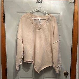 Fabletics Mira Pullover asymmetrical hem Sweatshirt in Cream sz XL